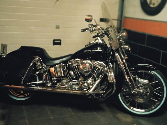 2001 Harley-Davidson Springer Softail, чёрный - вид 1