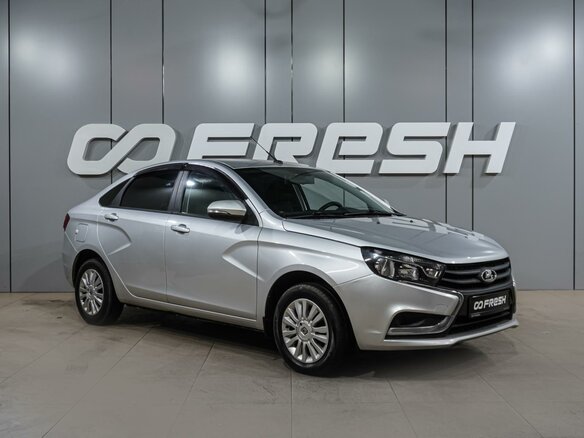 2016 Lada (ВАЗ) Vesta I, серебристый