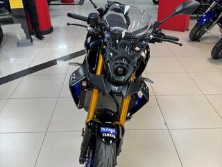 2021 Yamaha MT-09 (FZ-09), чёрный, 1100000 рублей, вид 4