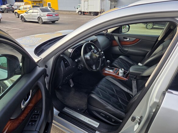 2012 Infiniti FX37 II (S51) Рестайлинг, серебристый, 2300000 рублей - вид 6