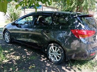 2015 Kia Ceed II, серый, 1390000 рублей, вид 3