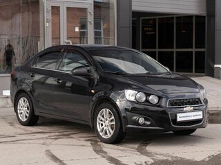 2014 Chevrolet Aveo II, чёрный, 670000 рублей, вид 3