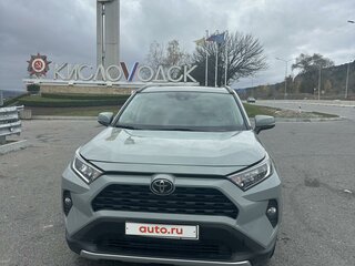 2019 Toyota RAV4 V (XA50), серый, 2790000 рублей, вид 1