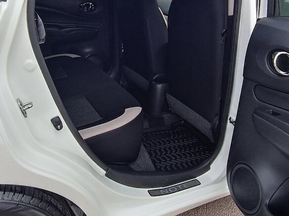 2020 Nissan Note II Рестайлинг, белый, 1300000 рублей - вид 12