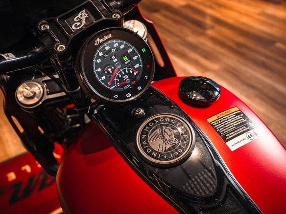 2025 Indian Chief, красный, 3150000 рублей - вид 14