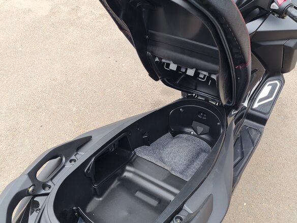 2025 Honda Forza, чёрный, 1200000 рублей - вид 6