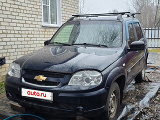 2013 Chevrolet Niva I Рестайлинг, синий, 360000 рублей, вид 1