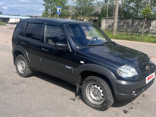 2011 Chevrolet Niva I Рестайлинг, чёрный, 350000 рублей, вид 2