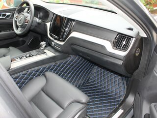 2020 Volvo XC60 II, серый, 4850000 рублей, вид 3
