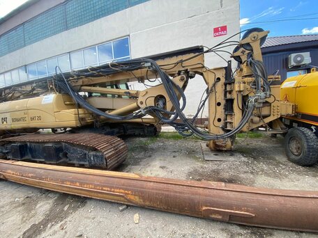 2011 Caterpillar 140, 21000000 рублей, вид 2