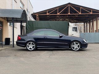 2008 Mercedes-Benz CLK-Класс 200 II (W209) Рестайлинг, чёрный, 2300000 рублей, вид 1