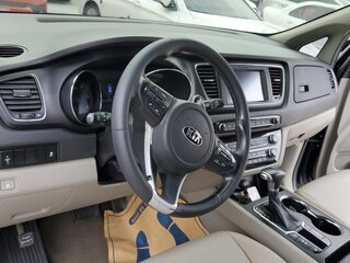 2019 Kia Carnival III, чёрный, 2600000 рублей, вид 5