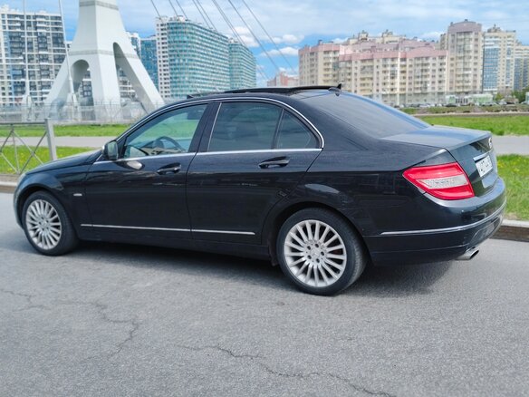 2008 Mercedes-Benz C-Класс 200 III (W204), чёрный, 1000000 рублей - вид 4
