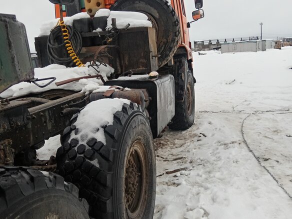 2011 КамАЗ 44108, оранжевый, 4500000 рублей - вид 8