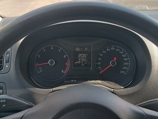 2015 Volkswagen Polo V, серый, 890000 рублей, вид 3