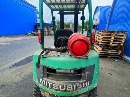 1996 Mitsubishi Газ и газ-бензиновые, зелёный, 600000 рублей, вид 5
