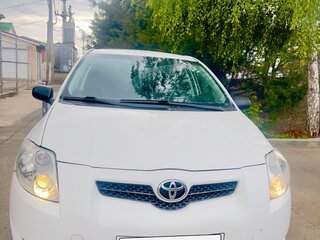 2009 Toyota Auris I, белый, 565000 рублей, вид 3