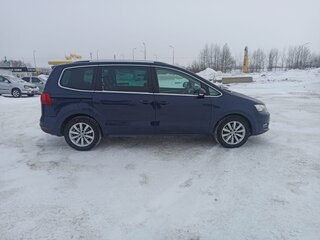2011 Volkswagen Sharan II, синий, 730000 рублей, вид 2