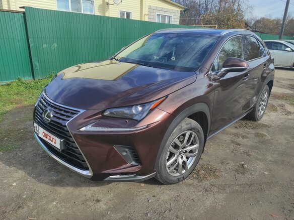 2017 Lexus NX 300 I Рестайлинг, коричневый, 3800000 рублей