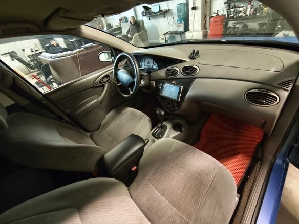 2000 Ford Focus I (North America), синий - вид 7