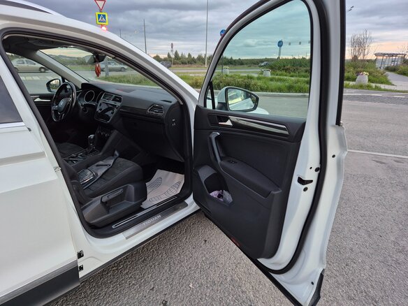 2019 Volkswagen Tiguan II, белый, 2390000 рублей - вид 5