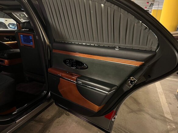 2003 Maybach 57 I, серебристый, 10000000 рублей - вид 32