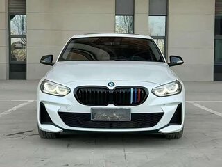 2021 BMW 1 серии 120i III (F52) Рестайлинг, белый, 1721000 рублей, вид 2