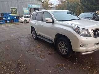 2010 Toyota Land Cruiser Prado 150 Series, белый, 2199999 рублей, вид 1