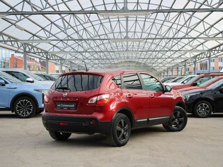 2011 Nissan Qashqai I Рестайлинг, красный, 990000 рублей, вид 5
