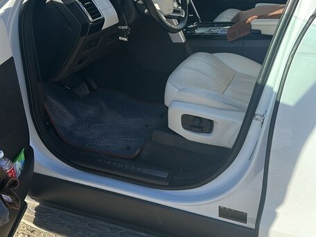 2019 Land Rover Discovery V, белый, 4150000 рублей, вид 4