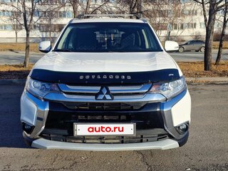 2015 Mitsubishi Outlander III Рестайлинг 2, белый, 1777777 рублей, вид 3