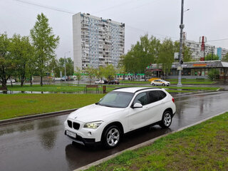 2013 BMW X1 20i I (E84) Рестайлинг, белый, 1550000 рублей, вид 3