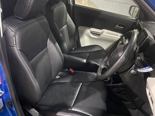 2018 Suzuki Ignis III, чёрный, 1200000 рублей, вид 3
