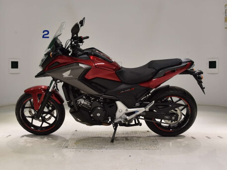 2019 Honda NC 750X, красный, 710000 рублей, вид 2