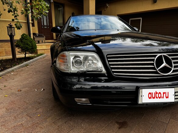 2000 Mercedes-Benz SL-Класс 500 IV (R129) Рестайлинг 2, чёрный, 12500000 рублей - вид 1