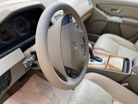 2004 Volvo XC90 I, красный, 950000 рублей - вид 8