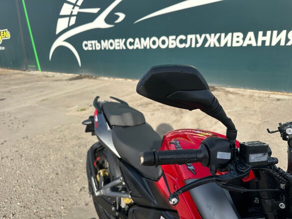 2020 Bajaj Pulsar NS 200, красный, 200000 рублей - вид 7