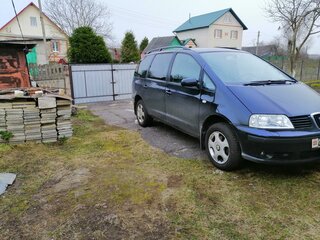 2002 SEAT Alhambra I Рестайлинг, чёрный, 590999 рублей, вид 4
