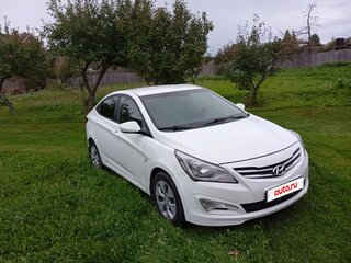 2016 Hyundai Solaris I Рестайлинг, белый, 735000 рублей, вид 1