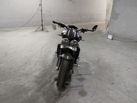 2020 Triumph Rocket 3, чёрный, 1850000 рублей - вид 2