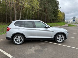 2016 BMW X3 28i xDrive II (F25) Рестайлинг, серебристый, 2350000 рублей, вид 3