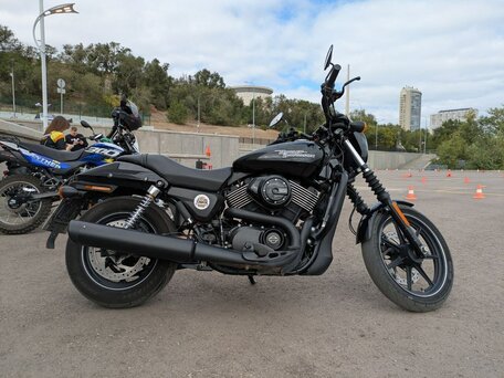 2017 Harley-Davidson Street 750, чёрный, 645000 рублей, вид 3