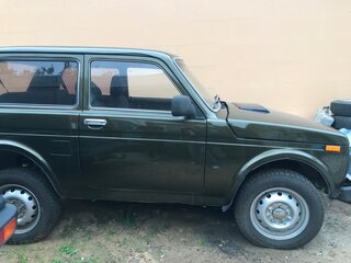 2010 Lada (ВАЗ) 2121 (4x4) I Рестайлинг, зелёный, 450000 рублей, вид 2
