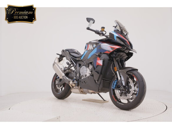 2024 BMW M 1000 XR, чёрный, 2600000 рублей - вид 2