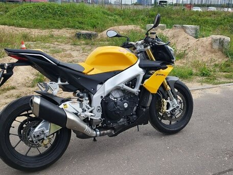 2012 Aprilia Tuono V4, жёлтый, 750000 рублей, вид 1