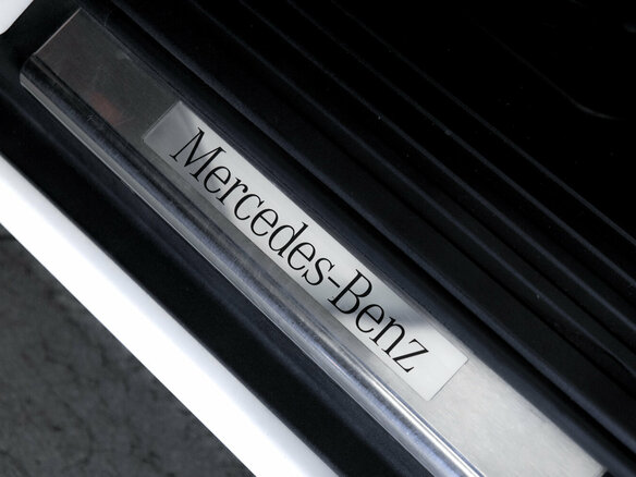2011 Mercedes-Benz R-Класс 350 Long I Рестайлинг 2, белый, 1390000 рублей - вид 18