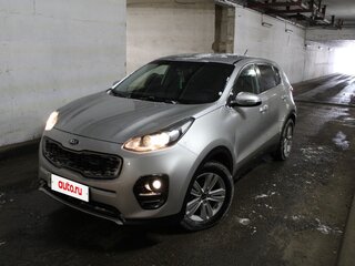 2017 Kia Sportage IV, серебристый, 2100000 рублей, вид 2