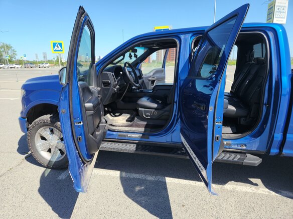 2017 Ford F-150 XIII, синий, 4900000 рублей - вид 17