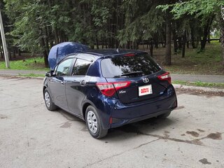 2018 Toyota Vitz III (XP130) Рестайлинг 2, синий, 1160000 рублей, вид 3