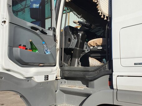 2016 Mercedes-Benz Actros, белый, 5800000 рублей, вид 3